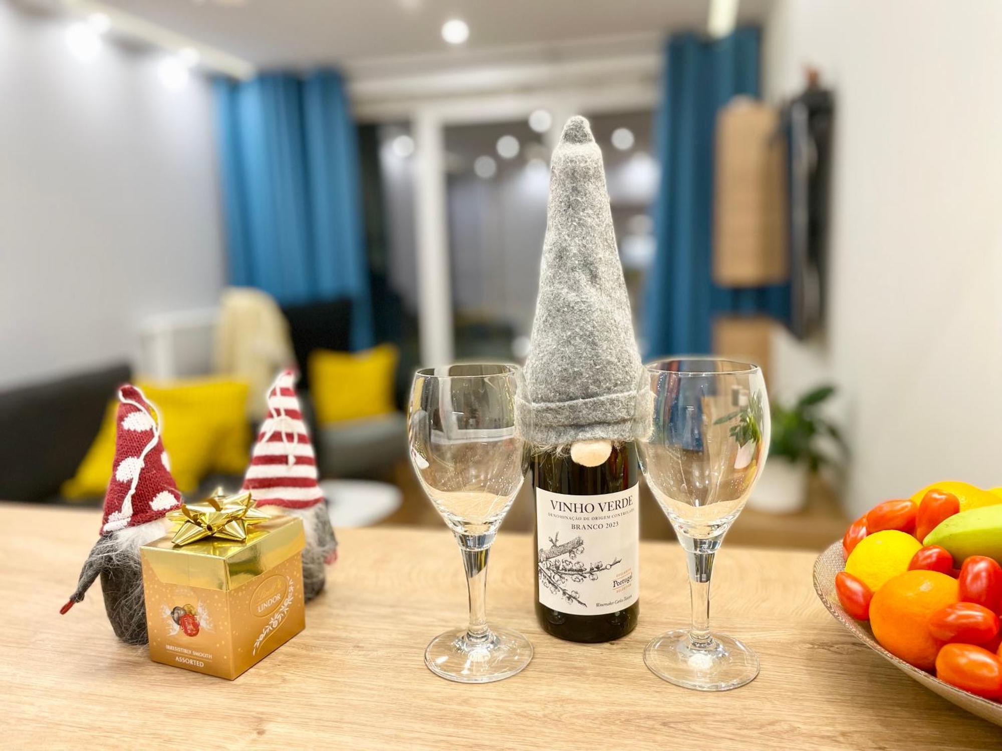 ורוצלב Comfortable Apart, Old Town, Free Parking, Hanging Bed, Wi-Fi, Lift, Aircon,Self Check-In 24H, Stare Miasto, Winda, Nowy Budynek, Garaz 0 Zl, Klima מראה חיצוני תמונה