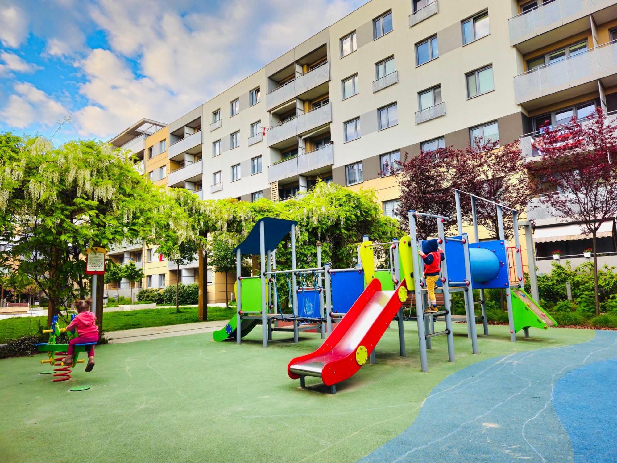 ורוצלב Comfortable Apart, Old Town, Free Parking, Hanging Bed, Wi-Fi, Lift, Aircon,Self Check-In 24H, Stare Miasto, Winda, Nowy Budynek, Garaz 0 Zl, Klima מראה חיצוני תמונה