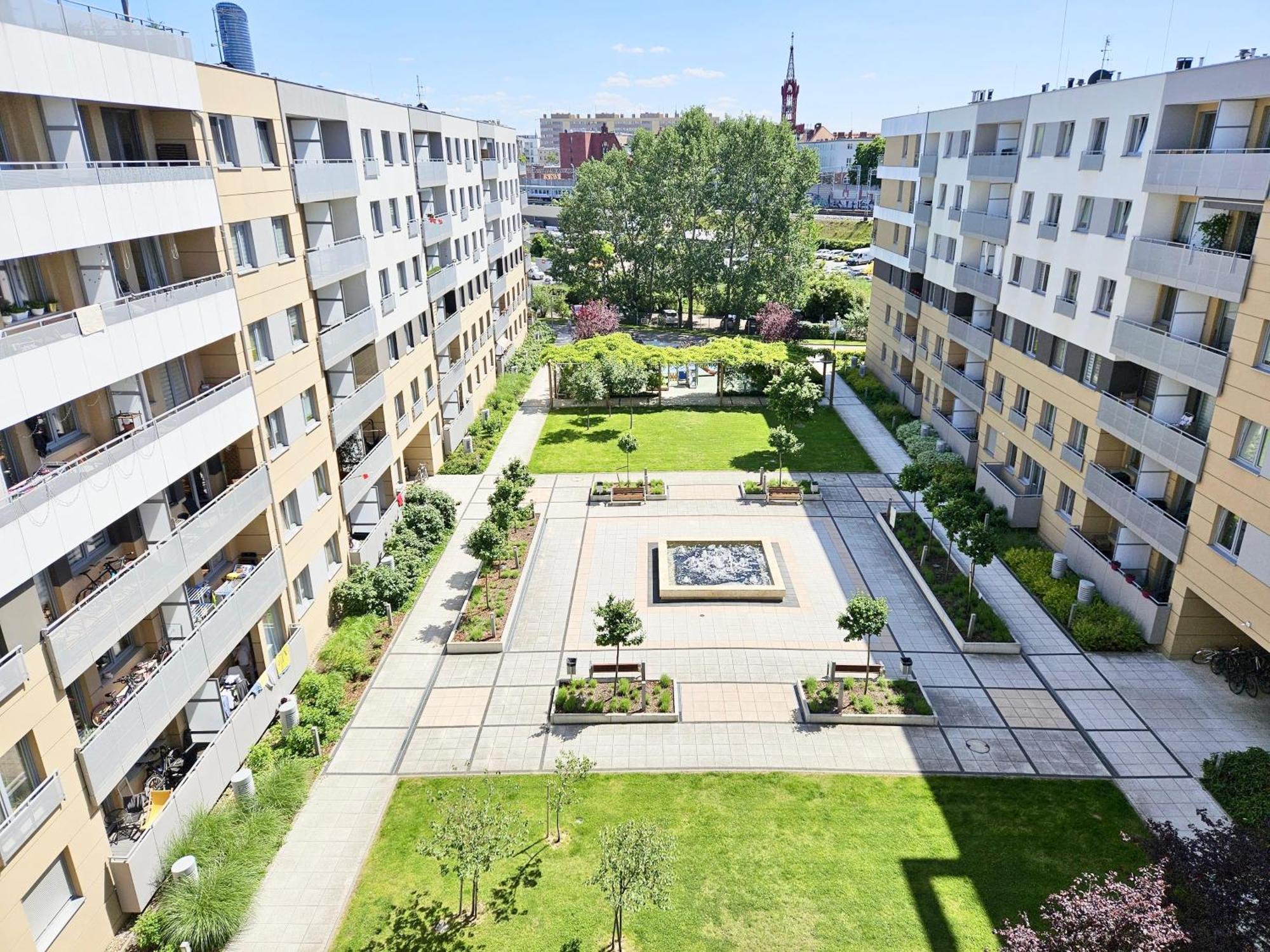 ורוצלב Comfortable Apart, Old Town, Free Parking, Hanging Bed, Wi-Fi, Lift, Aircon,Self Check-In 24H, Stare Miasto, Winda, Nowy Budynek, Garaz 0 Zl, Klima מראה חיצוני תמונה