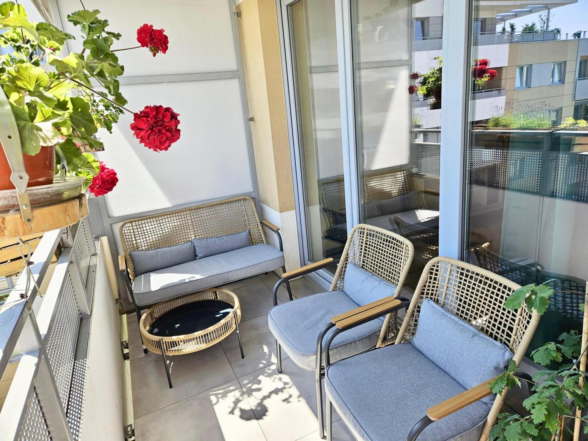 ורוצלב Comfortable Apart, Old Town, Free Parking, Hanging Bed, Wi-Fi, Lift, Aircon,Self Check-In 24H, Stare Miasto, Winda, Nowy Budynek, Garaz 0 Zl, Klima מראה חיצוני תמונה